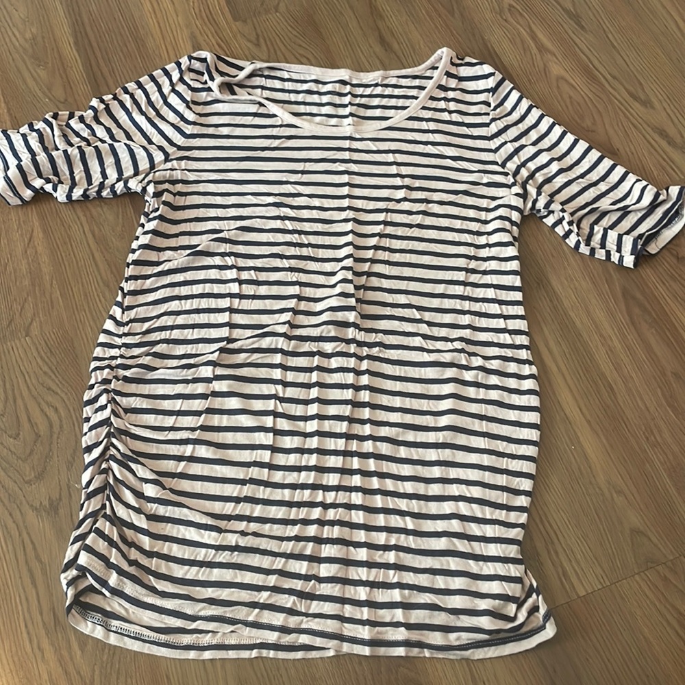 a:glow maternity blouse
